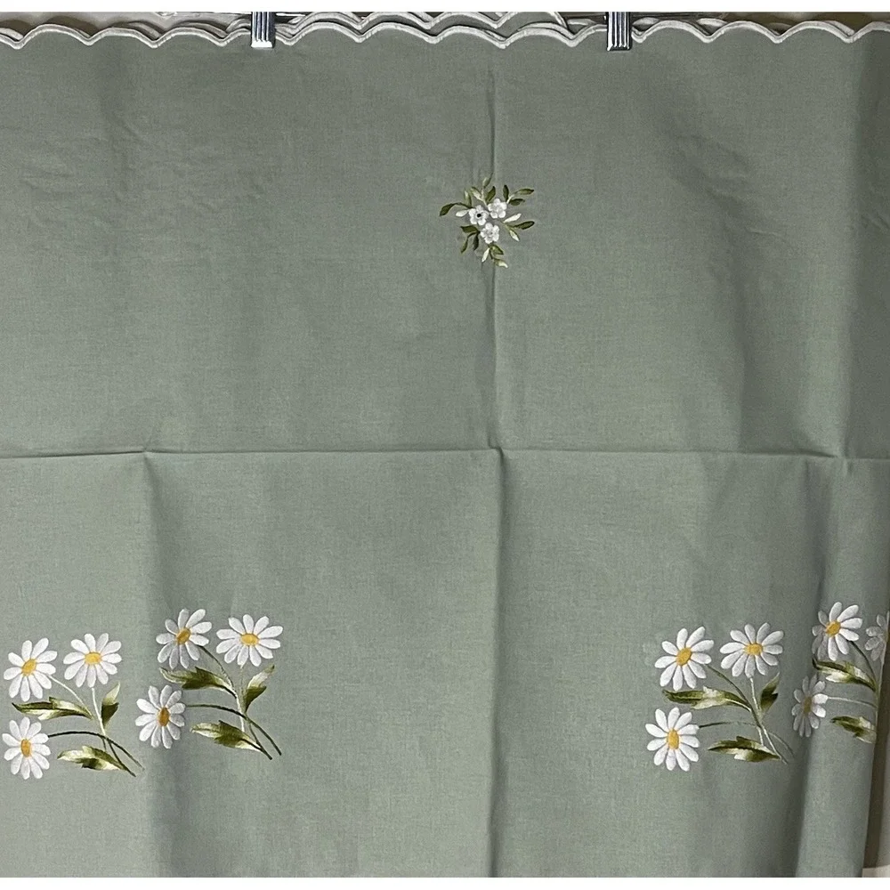 Sage Green Embroidered‎ Cotton Tablecloth Set 50x78 + 6 Napkins Floral Dining